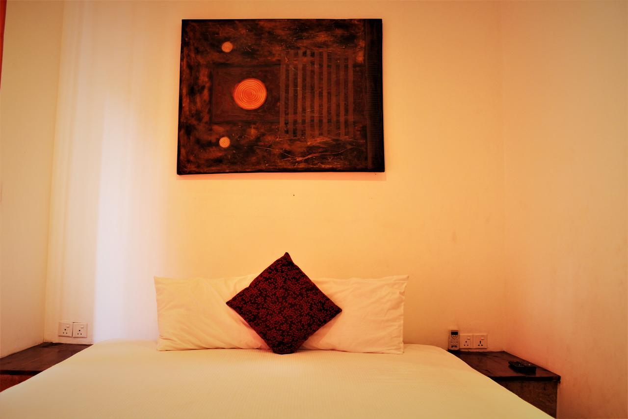 Sleek Hotel Kegalle Extérieur photo